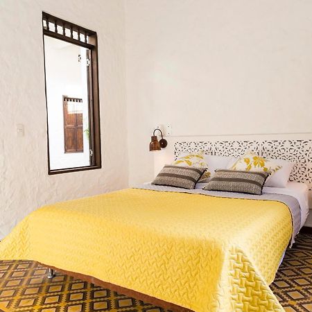 Hotel Mulato El Colegio  Luaran gambar