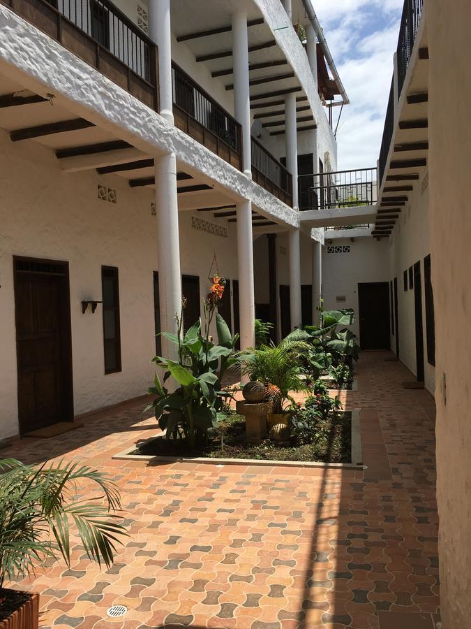Hotel Mulato El Colegio  Luaran gambar